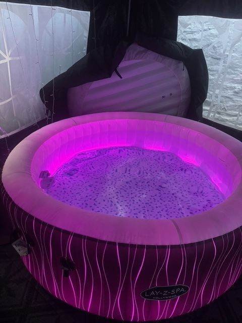 LAY-Z-SPA Hollywood AirJet Inflatable Hot Tub - Black
